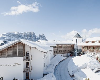 Ihre Hotels auf der Seiser Alm Ihre Hotels auf der Seiser Alm