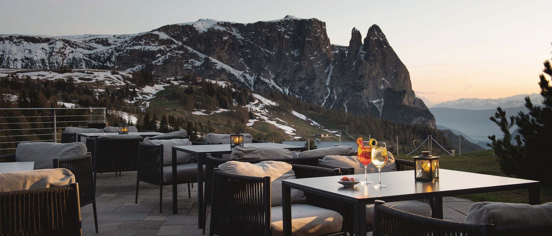 Ihre Hotels auf der Seiser Alm Ihre Hotels auf der Seiser Alm